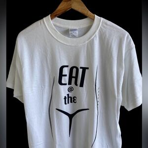 Vintage Y2K Adult Humor Tee Funny Deadstock Eat At The V Oral Sex M VTG 2000s